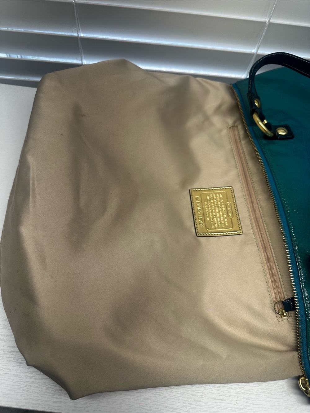 Coach Poppy Daisy “ Liquid Gloss” Pocket Tote - Picture 14 of 16